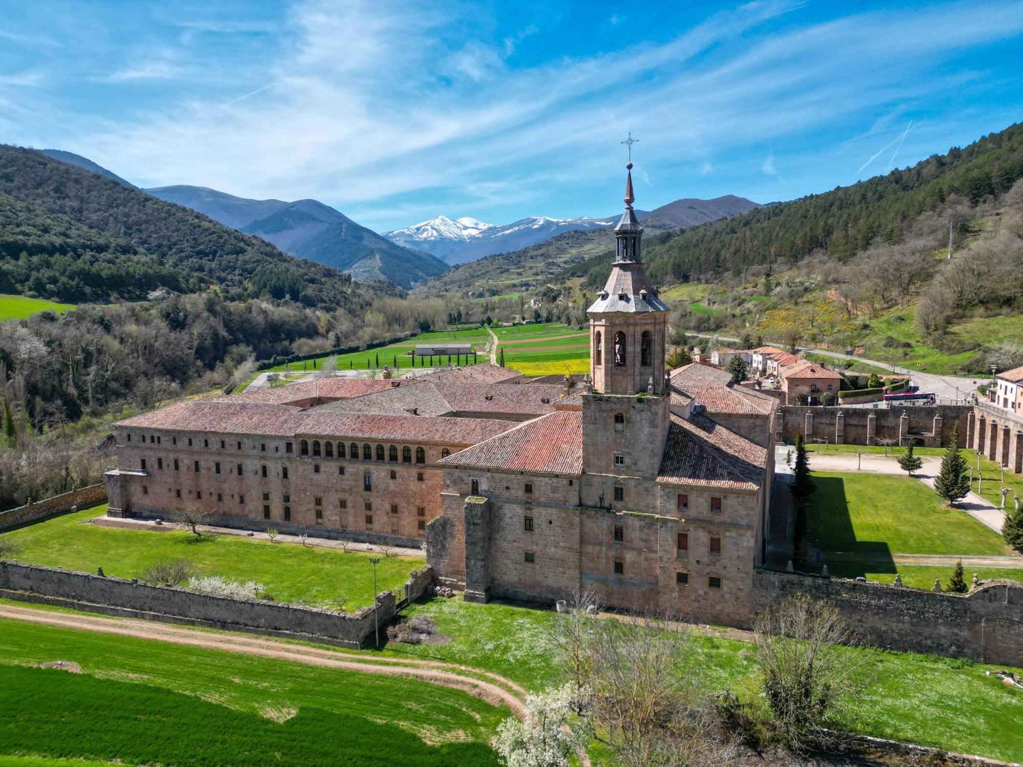 Hosteria Del Monasterio De San Millan San Millán de la Cogolla Exterior photo
